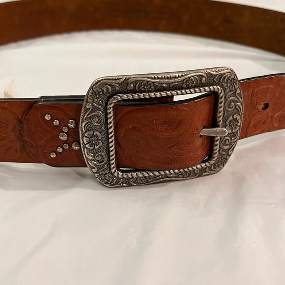 Fossil Belt Size S Brown Genuine  Leather Tooled Studded Western Boho Buckle - Picture 5 of 15
